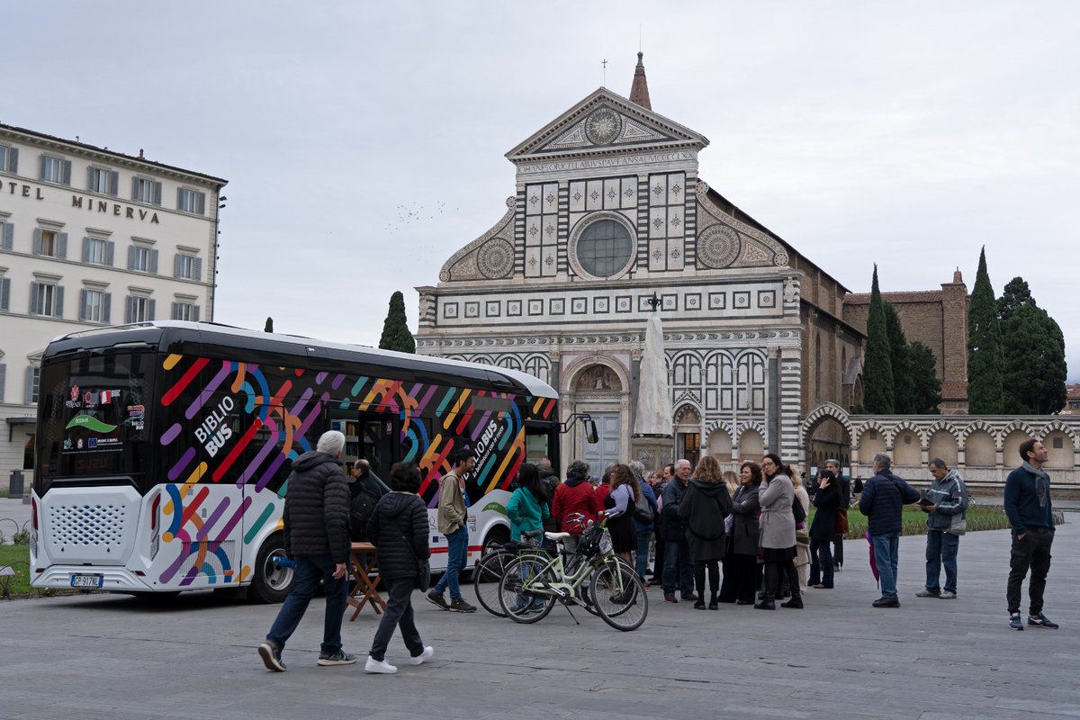 Biblio_ComuneFi's tweet photo. Ecco il nuovo Bibliobus!  
Completamente elettrico, completamente accessibile! 18 soste nei 5 quartieri della città con 1.000 libri disponibili per il prestito gratuito.
Tutte le informazioni sulle soste e gli orari: https://t.co/fH5xUuy3l8

@comunefi @firenzedigitale https://t.co/ttcLGUSLPy