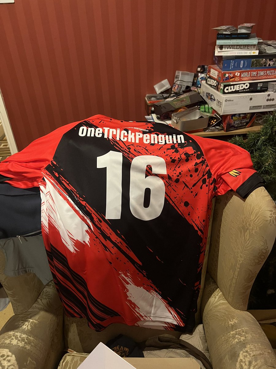 ZB_Inter's tweet photo. Our New Jersey’s are currently being distributed to our players! Be on the lookout at any upcoming offline events and be sure to thank them for “being responsible for nerfing zato” https://t.co/Ub63ZA54P6