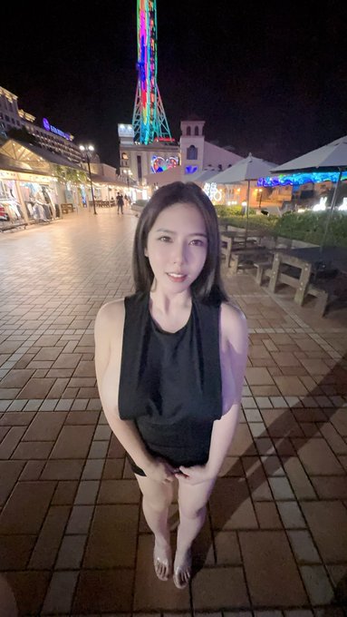 有人也在這嗎🤪 https://t.co/PzOMwfdJK2