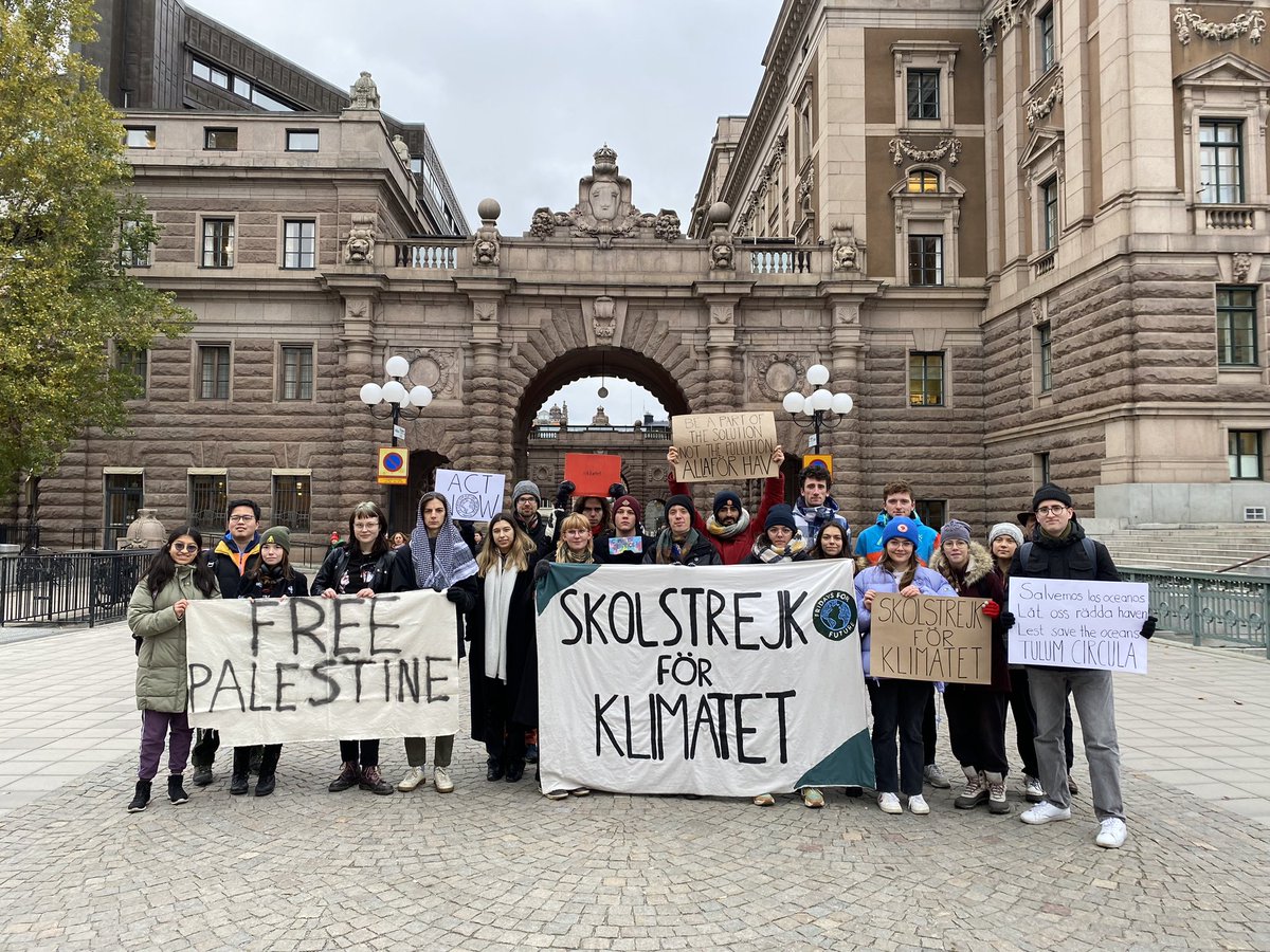 Climate strike week 274. #FridaysForFuture #ClimateStrike