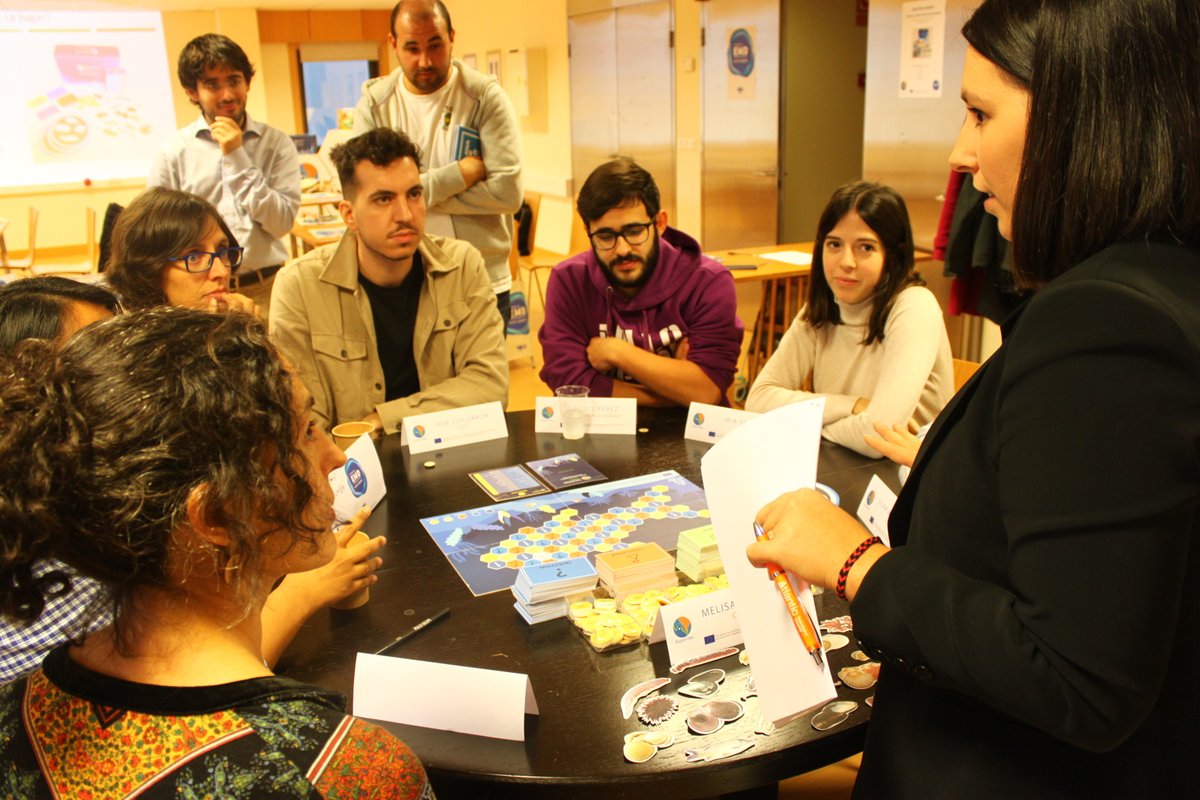 🌊We bid farewell to the week pleased 4 such a beautiful experience last 📆Nov 15th by celebrating #EMDInMyCountry in Spain🎲Thank you players for coming &amp; playing the AquaVitae Game 🧐Thank you presenters for your interesting &amp; wonderful talks🐟Happy weekend! #BeGreenGoBlue