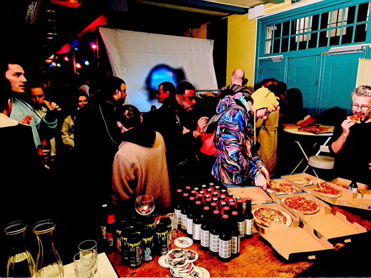 PolygonAdam's tweet photo. Yesterday - We had it all:
Panel/Pizza/Drinks/Amazing community
🔥x🇳🇱x💜
💪Speakers:
@theflyinghutch
@starkience
Nick Zwaneveld
🙏 @nft_plg & @StarknetNL
🫡Powered by:
@w3blabstudio👩🔬 & @W3B_Lab
_
#Dutchblockchainweek, #Netherlands @dutchblockweek, #DBW23 https://t.co/VfHzqt70zm