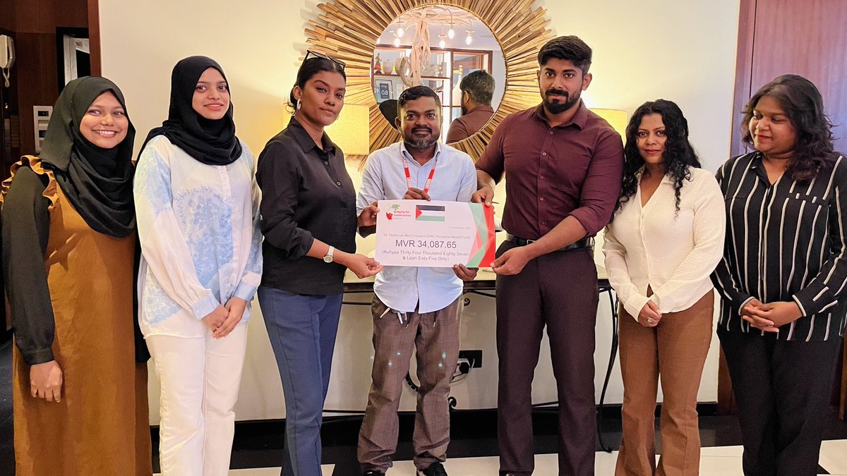 Bc_Maldives's tweet photo. The funds that our members raised by holding a jumble sale, selling home-cooked meals, and soliciting donations has been handed over to the @maldivianrc Palestine Relief Fund at a function held at Somerset Hotel. Our deepest  gratitude to everyone of you 🇵🇸 https://t.co/nwhG2f6jm3