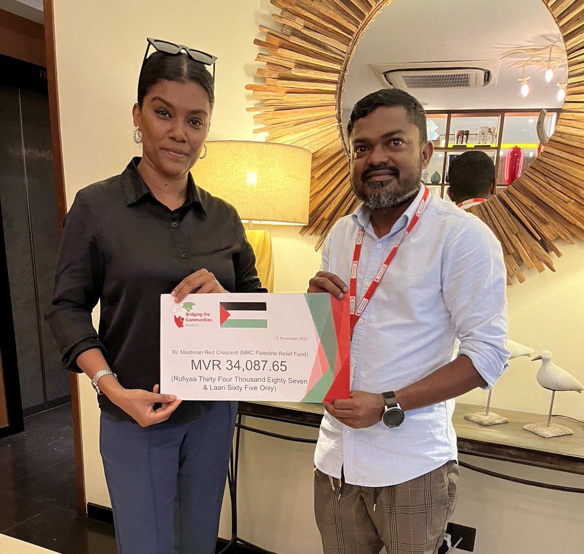 Bc_Maldives's tweet photo. The funds that our members raised by holding a jumble sale, selling home-cooked meals, and soliciting donations has been handed over to the @maldivianrc Palestine Relief Fund at a function held at Somerset Hotel. Our deepest  gratitude to everyone of you 🇵🇸 https://t.co/nwhG2f6jm3