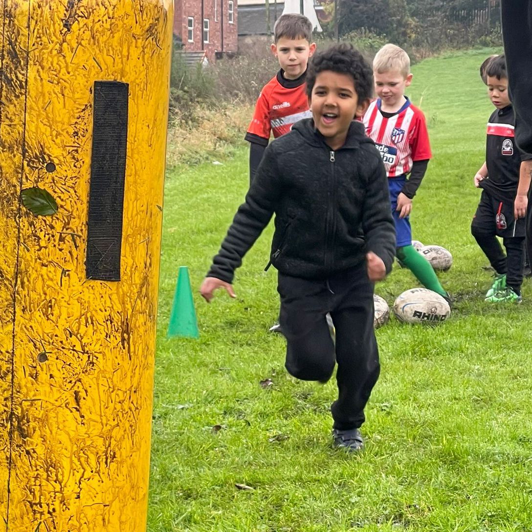 DodworthMiners's tweet photo. The tackle bags will be out on Sunday morning at 10am for our U6s team. Nothing is more exciting than the tackle bags 😊

If your kid is in school year 1 and wants to have fun while learning a sport, bring them along this Sunday to the Welfare. No need to book 👍 https://t.co/qUwcHnedGk