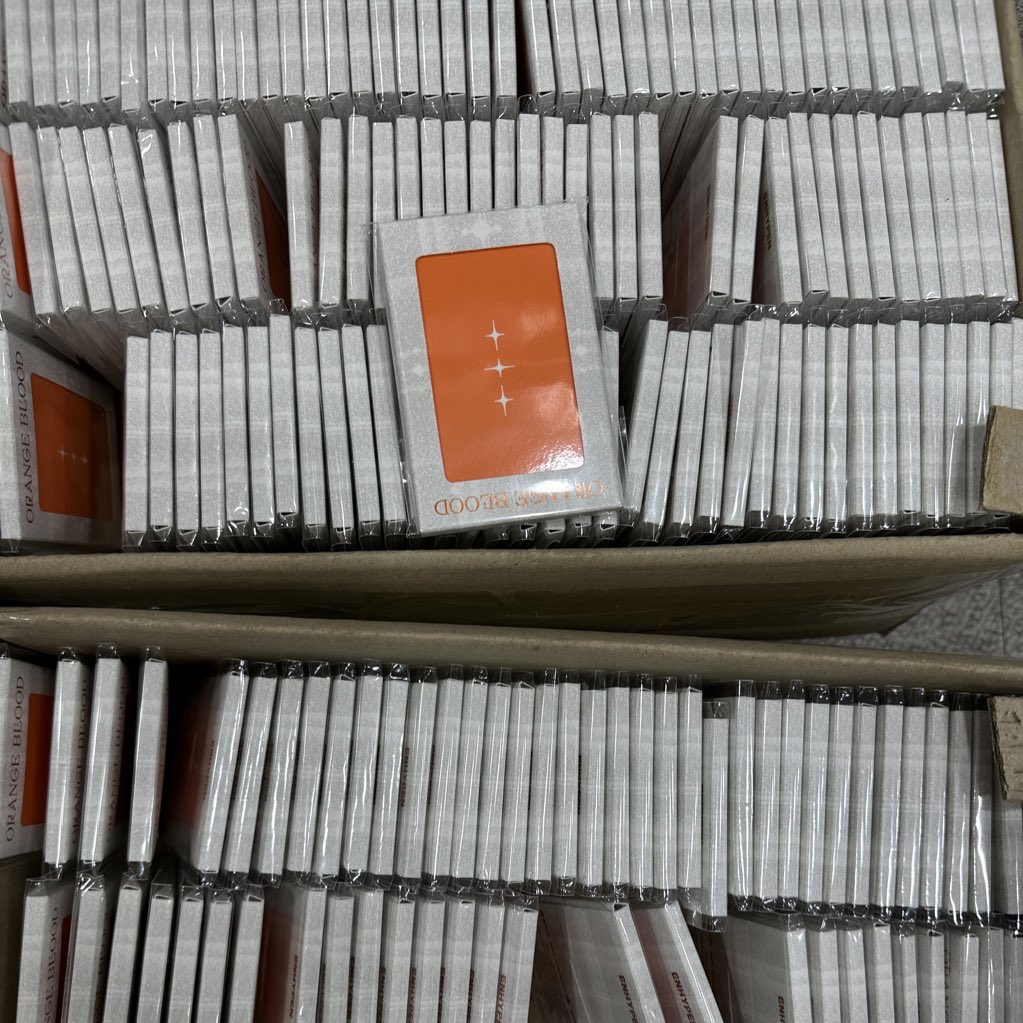 #DreamConnectGO

wts lfb ph 

Enhypen Orange Blood WEVERSE VERSION FETA GO 

♡ Price ₱600
— nov 21 arrival

ꔛ reply "mine + qty"
ꔛ dop: Payment within 24 hours 🧡
