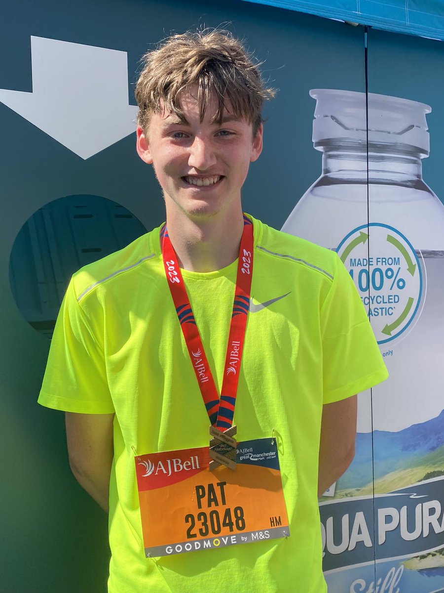 vicloftus's tweet photo. Happy 18th Birthday Patrick! 🎂 We are so proud of the amazing man you have grown into. Enjoy your day ♥️🎉 https://t.co/XzHNfBKhY8