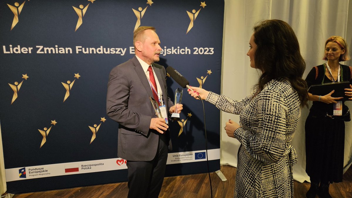 LukasiewiczITEE's tweet photo. 14.11. Podczas uroczystej gali  Forum Rozwoju Mazowsza #Łukasiewicz-ITEEzostał laureatem  prestiżowych nagród w ramach konkursu „Lider Zmian Funduszy Europejskich  2023”. Instytut został uhonorowany w kategorii Nowoczesne Fundusze  Europejskie.
Więcej 👉 https://t.co/94LxmjLAWH https://t.co/9duMyJSxXG