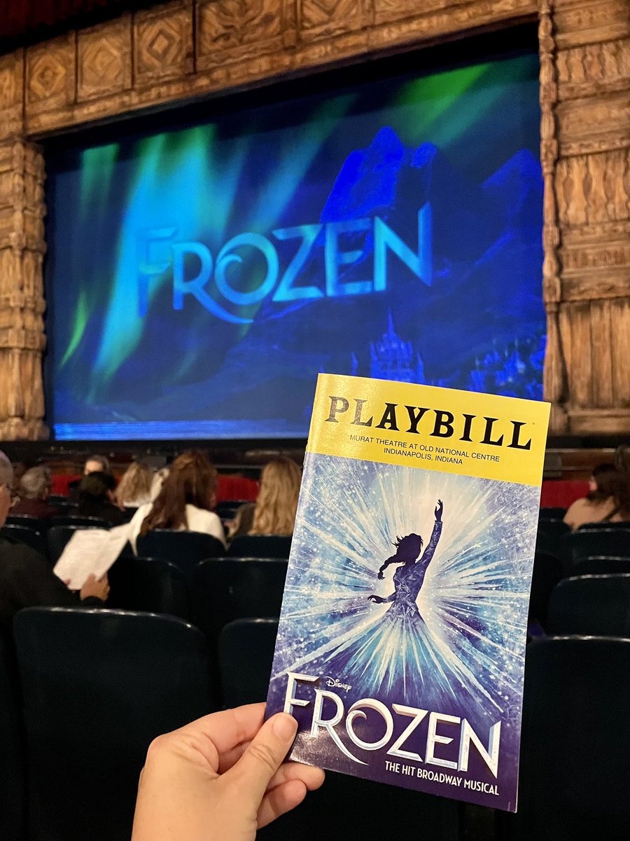 MelissaCrash's tweet photo. A magical evening with @FrozenBroadway at the @OldNatlCentre! ❄️☃️

Let it go ✨ has been stuck in my head ALL morning! So glad this show is making a stop here in Indy! @BroadwayIndy https://t.co/DWXvtV7sL7