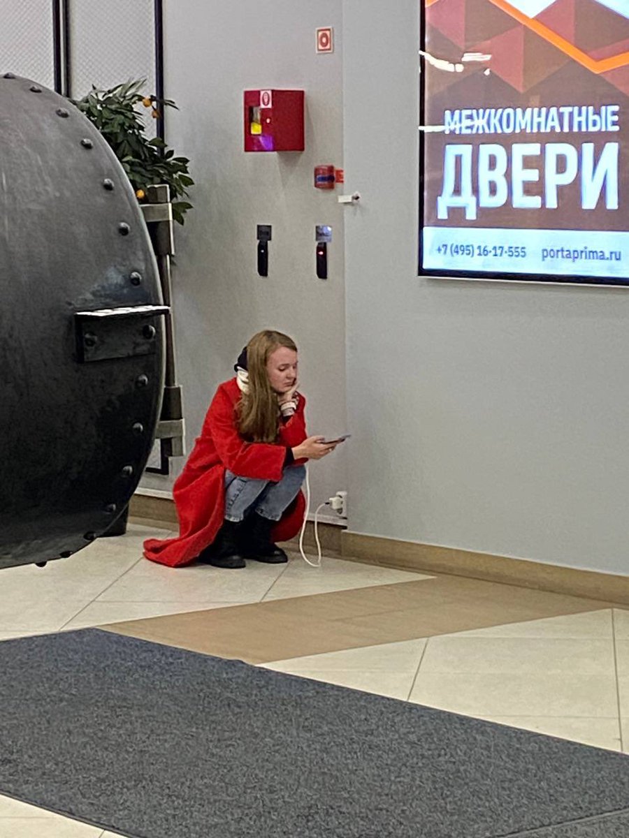 Liana_Fox's tweet photo. Умопомрачительно провожу время в Москве https://t.co/S3kfXSHCGk