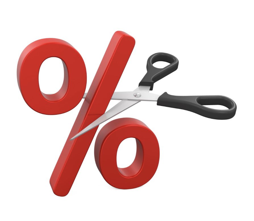 Major lenders have announced new mortgage rate cuts, widening the choice for borrowers searching for deals under the 5% mark.

𝐅𝐢𝐫𝐬𝐭 𝐃𝐢𝐫𝐞𝐜𝐭 announced rate cuts of up to 0.40 percentage.

𝐇𝐚𝐥𝐢𝐟𝐚𝐱 announced cuts to its mortgage rates by up to 0.46 percentage.