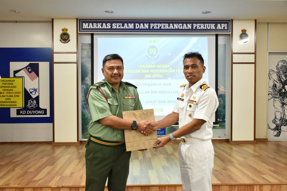 KDDuyong's tweet photo. Zakat Membawa Berkat

Ceramah agama tentang Zakat dan Infaq yang telah disampaikan oleh Mej Ustaz Norazlan (Peg. Dakwah PPK) untuk menyebarkan kesedaran keberkatan harta dalam hidup. https://t.co/zy5gRPzWf2