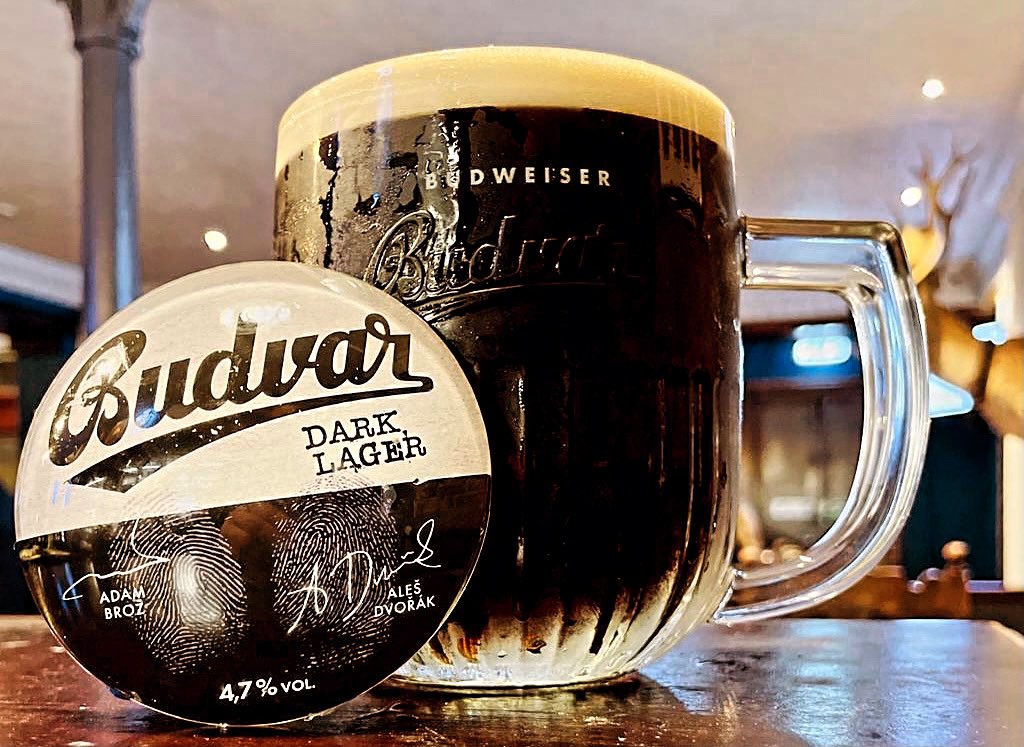 DenbighCastl's tweet image. Hello old friend! 

On the bar now for any dark beer lovers. 

#darkbeer #czechbeer #liverpoolpubs