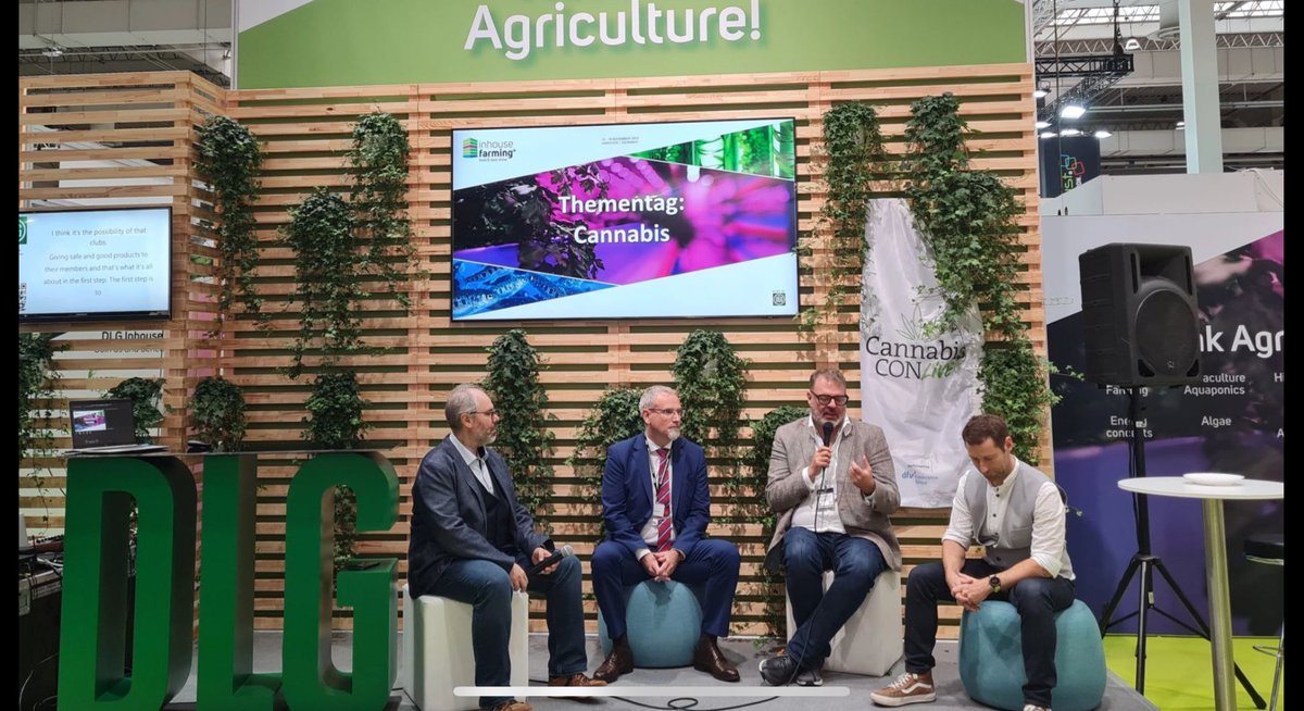 ackerbauref's tweet image. Nutzhanf und Cannabis wurden heute in einem Panel der DLG auf der Agritechnica diskutiert. Fazit aller Beteiligten: Es sind durchaus interessante Möglichkeiten für den Berufsstand vorhanden, sofern die rechtlichen Rahmenbedingungen geklärt werden. Nun ist die Politik am Zug.