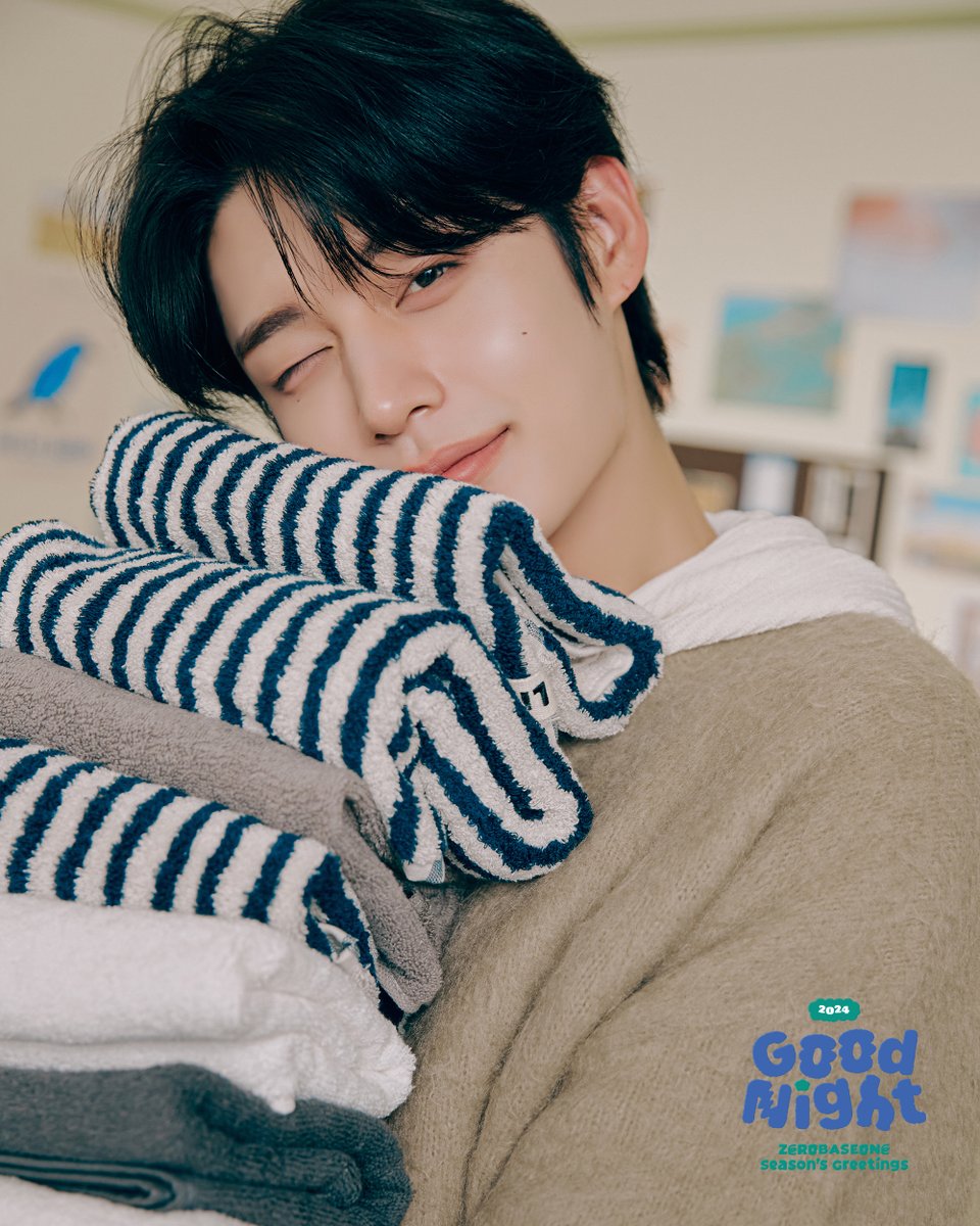 ZB1_official's tweet photo. ZEROBASEONE 2024 SEASON'S GREETINGS 'Good Night' 

Concept Photo 1
#성한빈 #김지웅 #장하오

#ZEROBASEONE #ZB1
#제로베이스원
#SUNGHANBIN #KIMJIWOONG #ZHANGHAO https://t.co/vSHK1YeF52