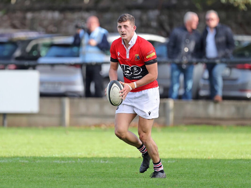 Best wishes to past pupil, @Louisbruce13 , who makes his 50th AIL appearance for @UCCRFC in tomorrow’s Colours game vs QUB in the Mardyke. Some achievement! Go well, Brucer ! #TTID ⬛️⬜️🟪 #TationNation #VeryProud
