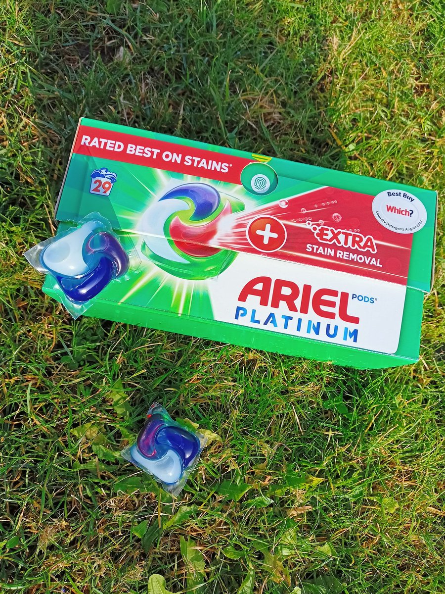 Did you know that by washing your laundry at a lower temperature you can save up to 60% on your energy bill? Simplify your #laundry routine with Ariel Platinum PODS® and get 2X Stain Removal even in cold water. @SuperSavvyMeUK We took the #WashColderChallenge! #savvycircle #ad