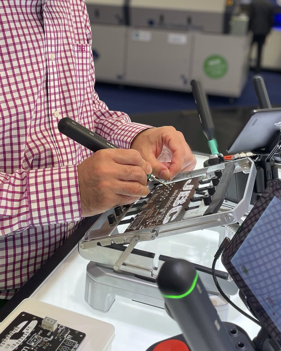 JBCTools's tweet photo. ✨ Showing off our B·IRON! ✨ Come and experience it at #Productronica2023
📍: Booth 235 | Hall A4
🌐: https://t.co/VNx1faG7Y8
#engineering #electronic #events #future #handsoldering #innovations #JBCteam #JBCtools #Munich #pcb #pcba #rework #soldering #technology https://t.co/jLXMOE7ZHc