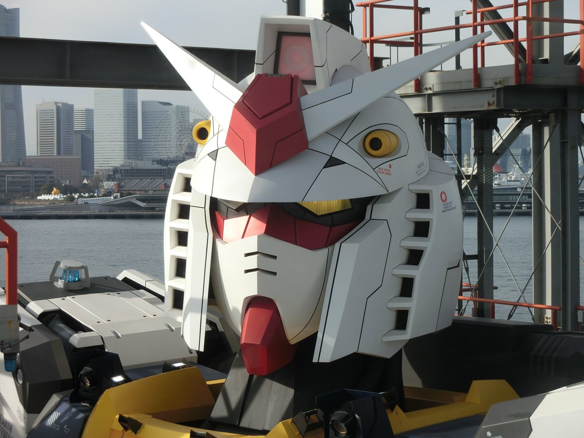 ausgang255's tweet photo. 道中の電車内で小学生の娘に席を譲ってくれた方と会場で再会だったり、ドックでの限られた希少なタイミングで周囲へ譲り合いと写真撮影の声かけしてくれた方
いずれも外国からの方で思うように謝意が伝えられないシャイな自分にガッカリ()
本人へは叶わなくとも必ず次へ親切を繋ぎます
#GFY https://t.co/WExBP0Zcjw