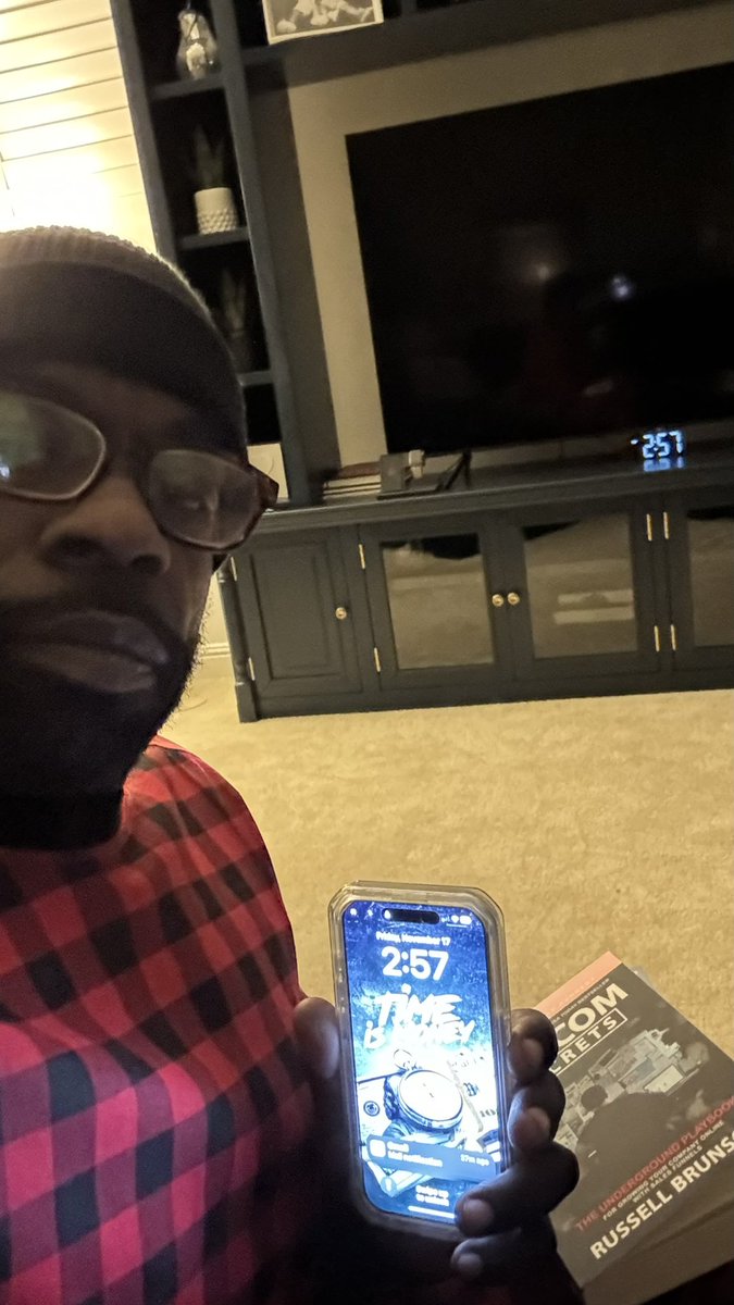 KaliMuscle's tweet image. 🚨Day 11 NO FOOD - WATER FAST
☎️3AM WAKE-UP CALL
💪ONLY THE STRONG SURVIVE

#waterfast #food #discipline #healthylifestyle