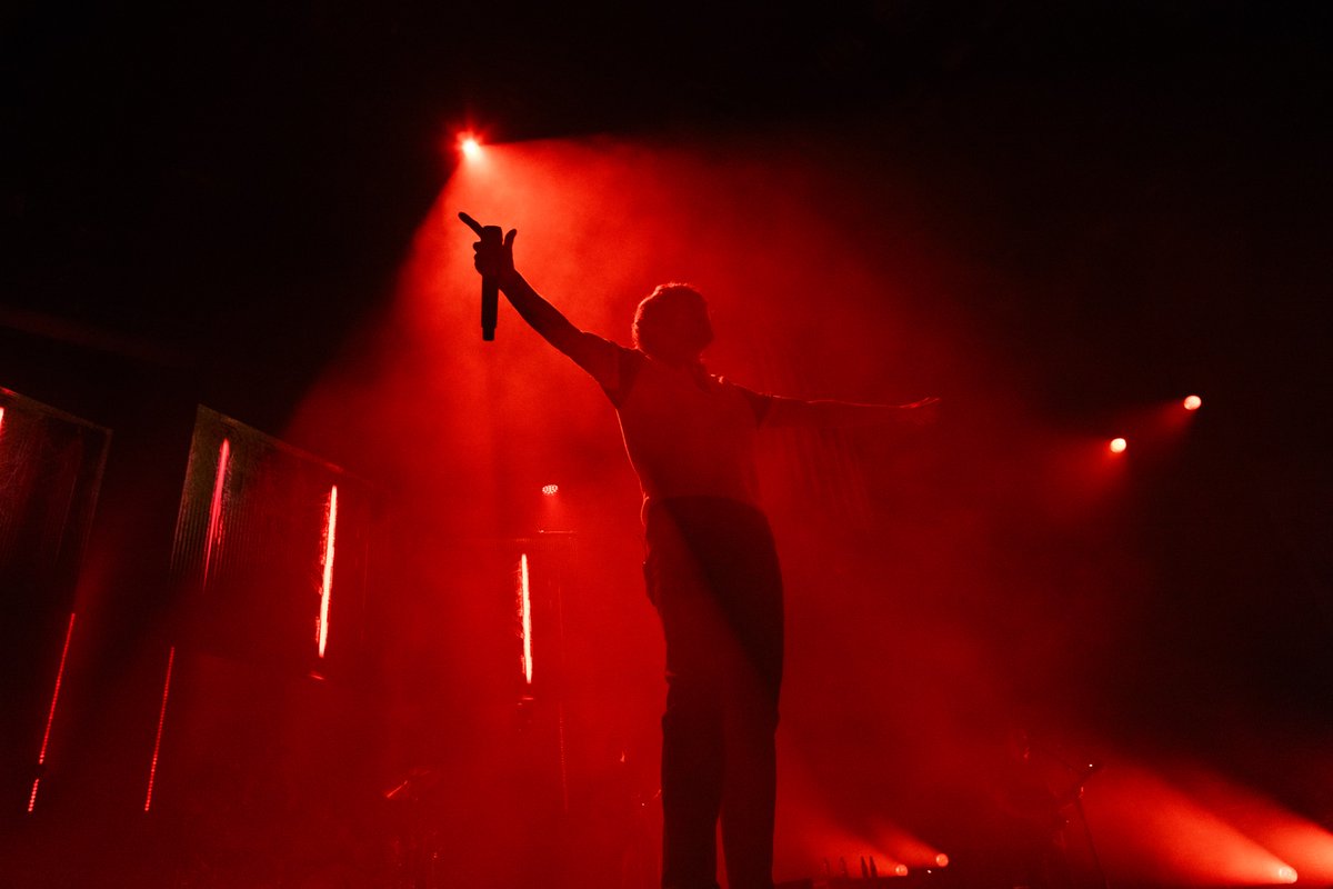 UtilitaArenaCDF's tweet photo. 👀 Photos from @Louis_Tomlinson's incredible show this week are up at https://t.co/MbOIj66bXR 🤩

⭐️⭐️⭐️⭐️⭐️ If you were with us and you'd like to leave us a Google review, we'd really appreciate it --> https://t.co/yZnI3cdXWe

Big thanks😀

📸: @callumokeefe_ https://t.co/gquHTwYBjS