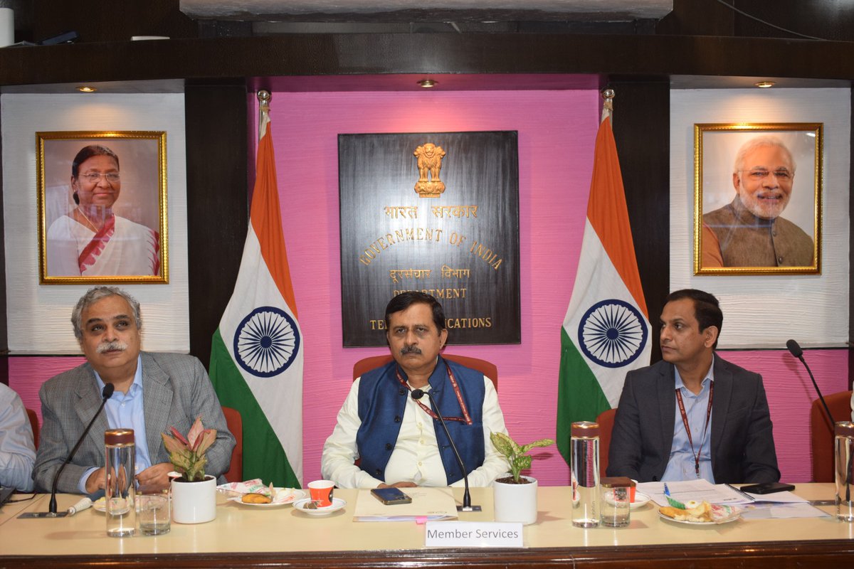 Empowering social media accessibility for everyone! <a href="/DoT_India/">DoT India</a> hosts workshop on 'Leveraging Social Media AccessAbility for All' led by <a href="/ConnectBIF/">Broadband India Forum</a>&amp; Saksham. Member(S) <a href="/DoT_India/">DoT India</a> graced the workshop &amp; over 100+ officials championed  inclusive communication.
 #AccessibilityForAll