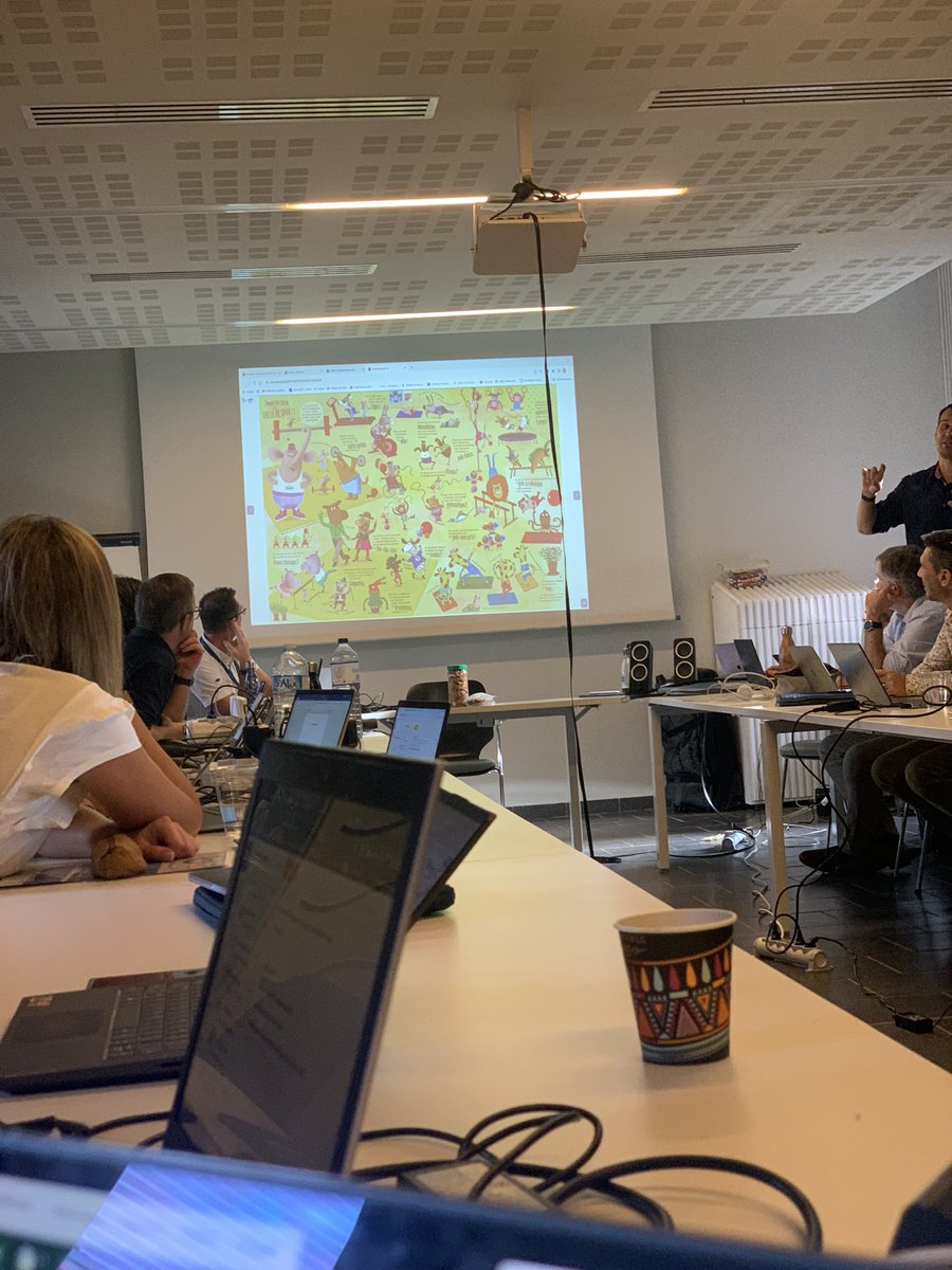 TGregorcik's tweet photo. 3ème jour du séminaire magistère à l’IRF de DAKAR. Hybridation des formations - m@gistere2 @aefe_zao @aefeinfo https://t.co/w7HVHspDJO