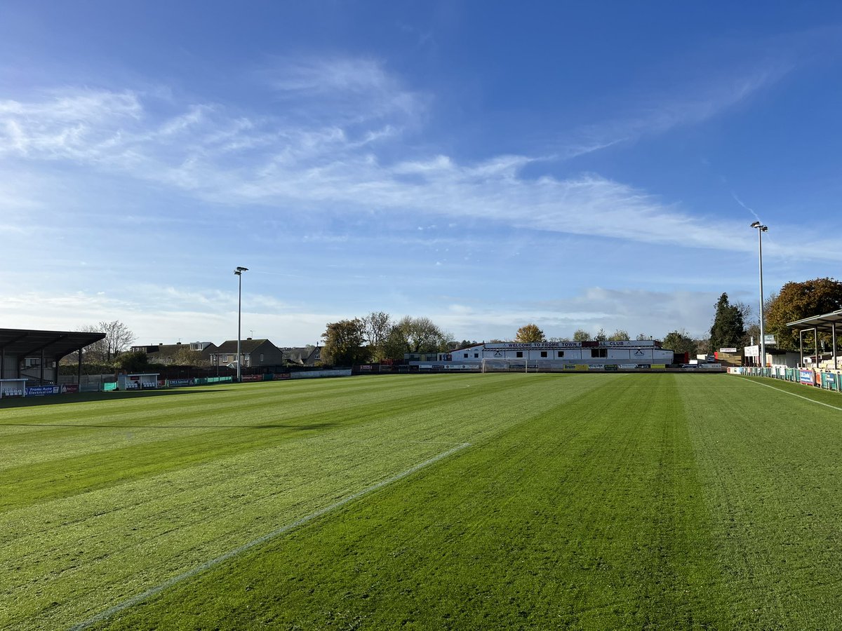 Pitch cut, re-stringed &amp; double marked ready for the big one tomorrow!  <a href="/FromeTownFC/">Frome Town FC</a> Vs <a href="/WorthingFC/">Worthing FC</a> in the FA trophy 🏆 

I’ll take it personally if anyone thinks there is a slight wobble in the lines 😉<a href="/d_greaves/">Danny_Greaves</a>