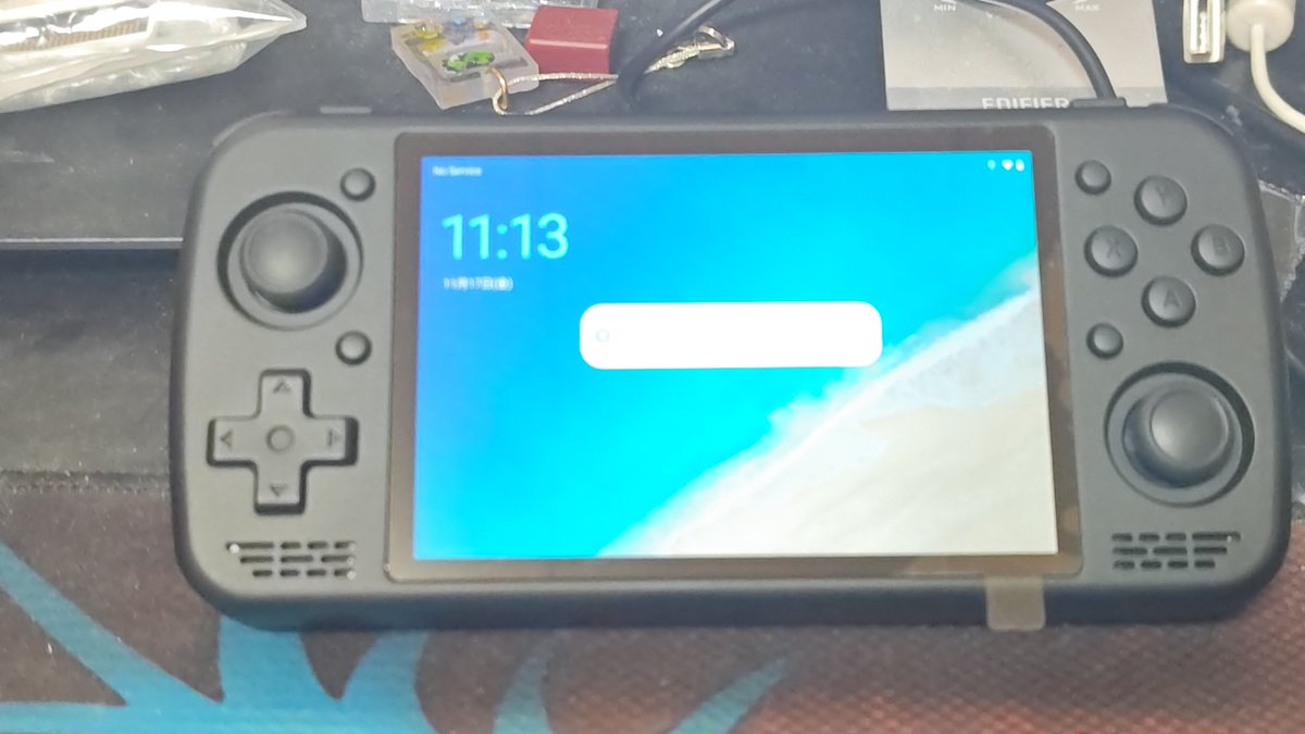 taichi1202's tweet photo. あまりにクソな全体の流れのせいで電源も入れてなかったKT Pocket社のKT-R1
まぁ、何があっても絶対にこれは買うべきじゃないって事だけは全世界に広まって欲しいと思う
ちなみに液晶はフィルム剥がしても全然綺麗に見えない
#KTpocket
#KTR1
#DontBuy https://t.co/N965t1bEKG