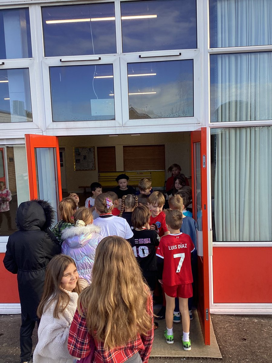 School Council have run their cake stall brilliantly for Children In Need today!