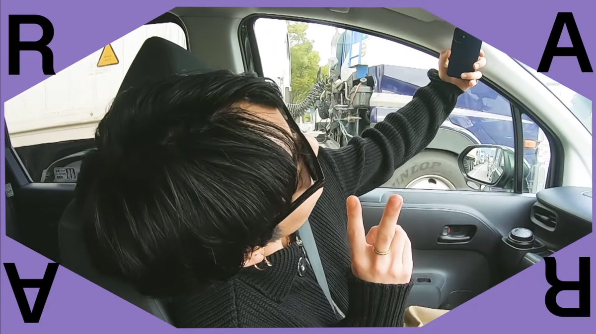 takonoahi_jo's tweet photo. まさかのドライブ擬似デート体験、無免許チームは助手席で彼女に運転させていて面白い　免許持ちオタクだけがリアルを味わえるの面白い

https://t.co/yAkb6HnmAH https://t.co/MOqjslSJVO