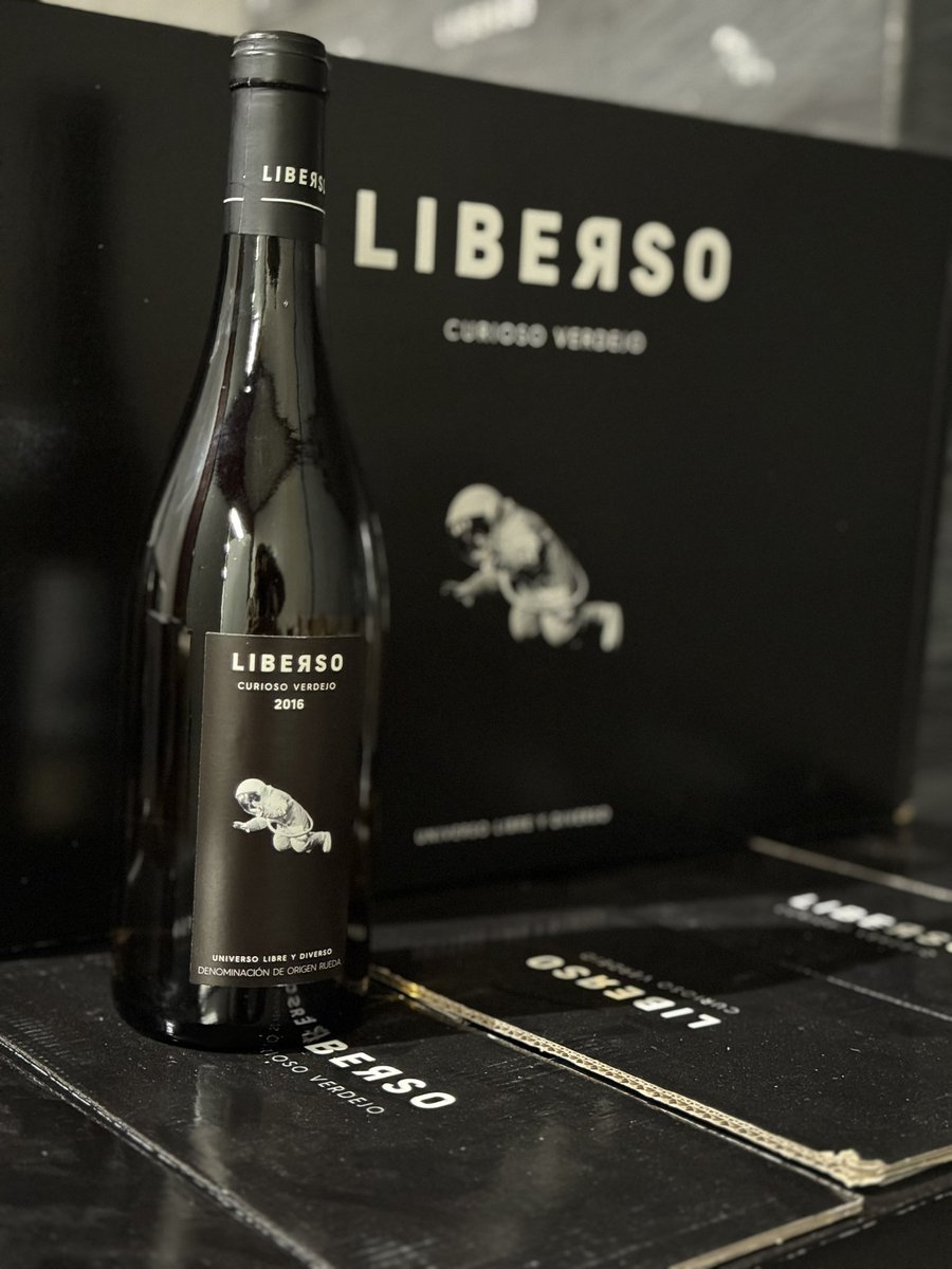 Nada mejor que una botella de #Liberso para empezar el #findesemana

LIBERSO CURIOSO VERDEJO
Bodega Boutique
liberso.es
hola@liberso.es
📲 983 507 439

#verdejo #wine #vino
#winelover #winemaker
#luxury #boutique #winery