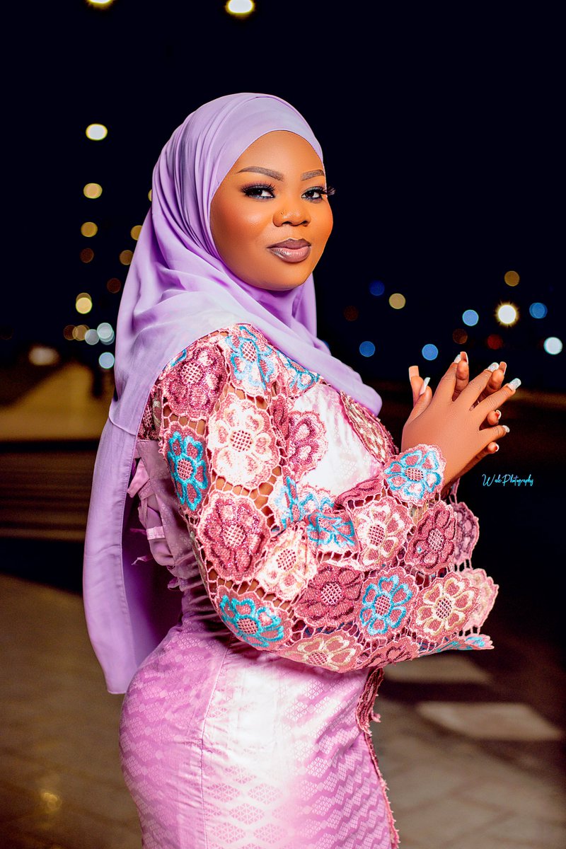 HalidathA's tweet photo. Alhamdulilah +1 🙏❤️ Longue vie à moi même 🎊🎊🥰🧡💜 https://t.co/NREtzxRPH6