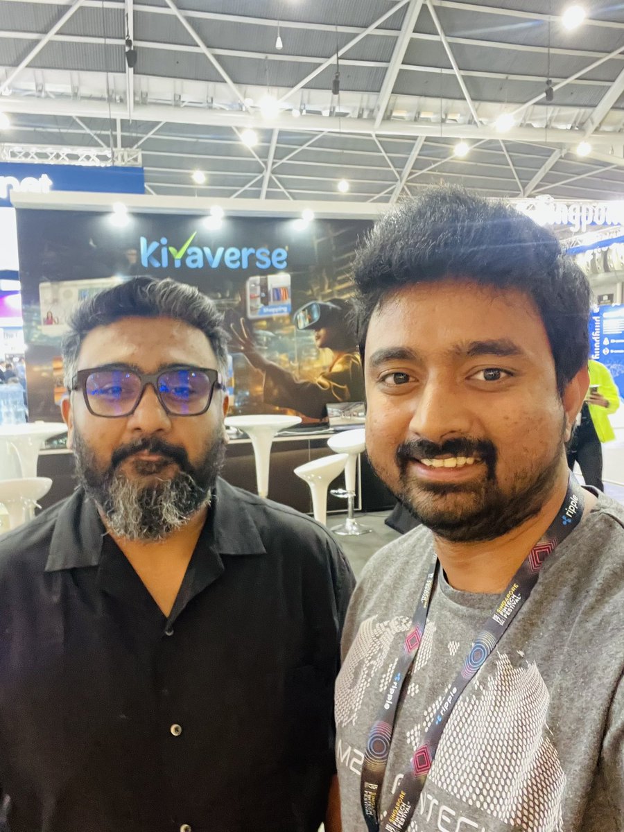 vamsik2k's tweet photo. Meeting the legendary Kunal Shah @kunalb11 at SFF β a moment where inspiration turned into a handshake. #FintechInspiration #SFF2023 https://t.co/d9laQM7HLQ