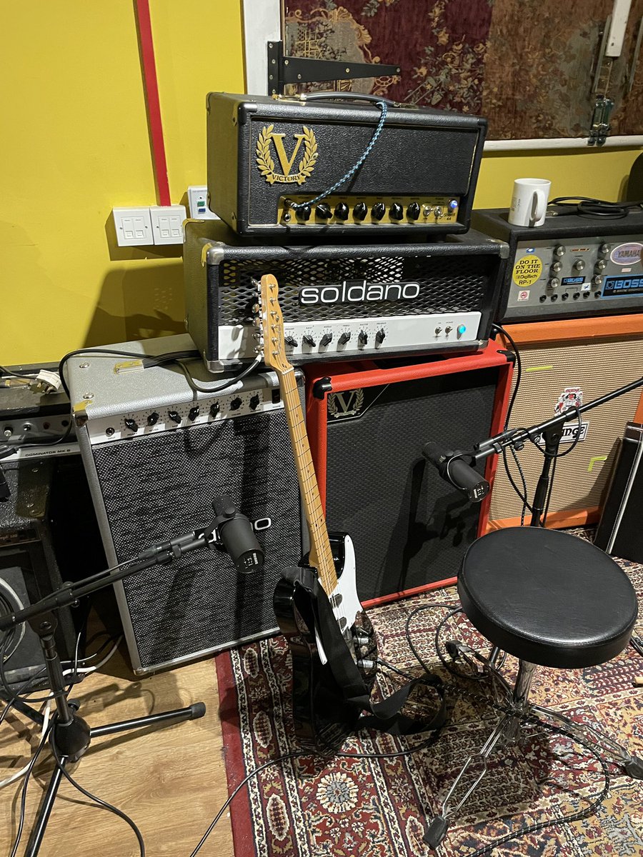 Had a go with The Big Rig last night. I think I might like it. And it just looks so handsome, don’t you think?