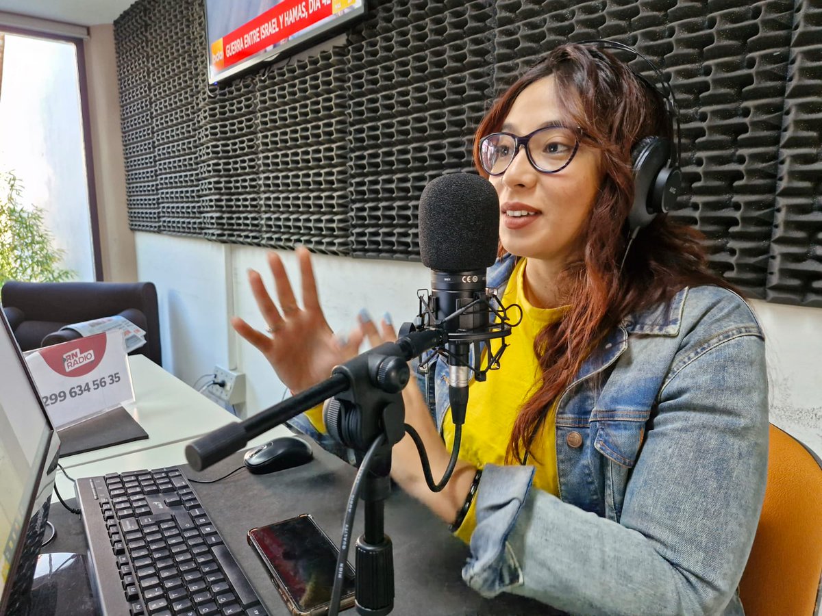 rionegroradio's tweet photo. 🙌¡Viví tu viernes en #VosAlAire!
🎙Llegamos al fin de la semana y se viene un finde largo, interrumpido por el balotaje del domingo. Ya rige la veda y te contamos tood lo que se puede hacer y lo que no se puede.
Seguí en #RNRadio 👉 https://t.co/51mFPaNTia https://t.co/H0XLcuMgUP
