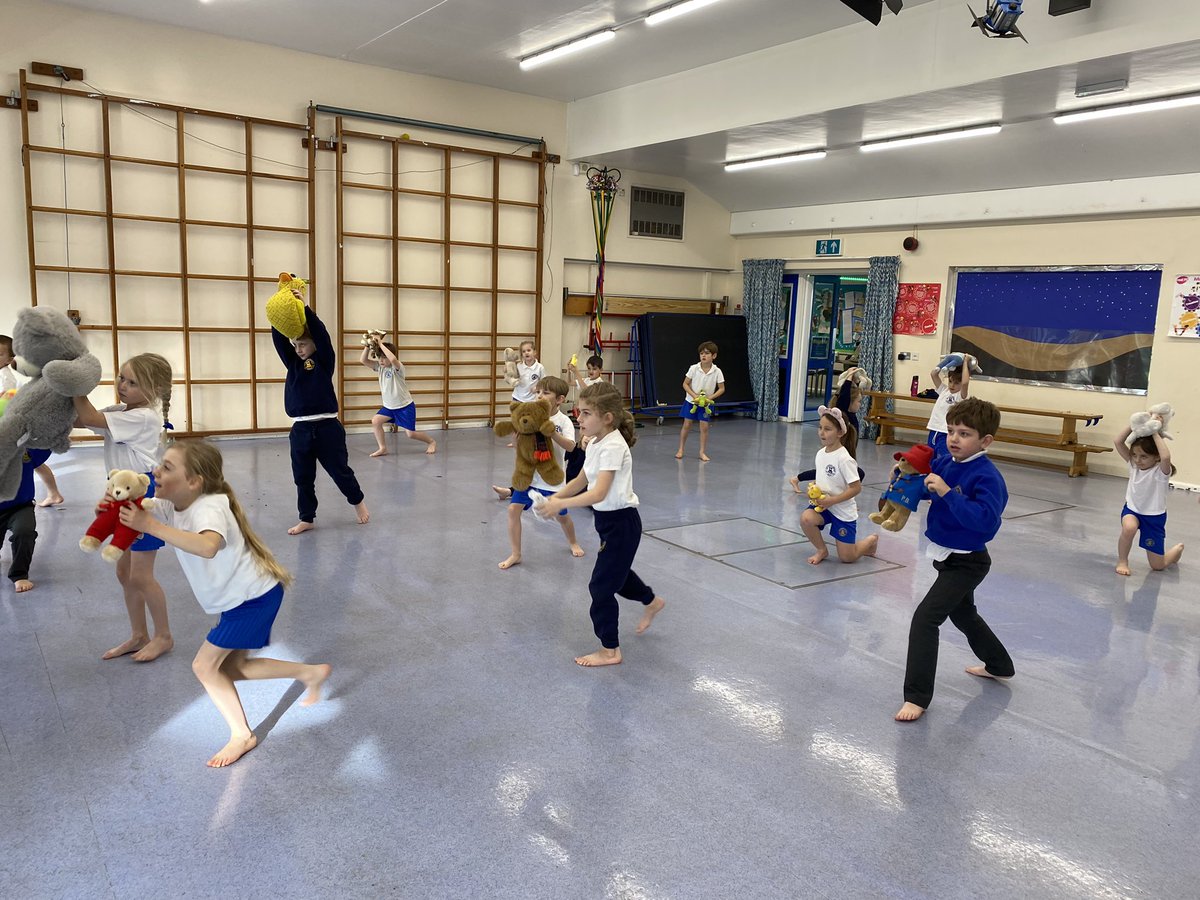 MissWildmanStM's tweet photo. Including our #childreninneed teddies in our PE warmup today @StMSchStewkley @StMStewkleyPE #peatstmichaels https://t.co/u0OtVOQ276