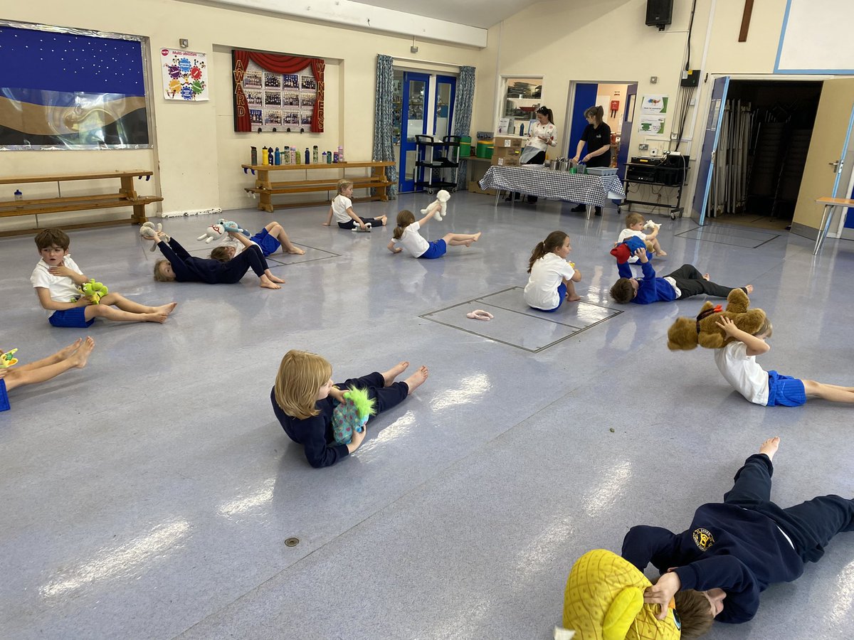 MissWildmanStM's tweet photo. Including our #childreninneed teddies in our PE warmup today @StMSchStewkley @StMStewkleyPE #peatstmichaels https://t.co/u0OtVOQ276