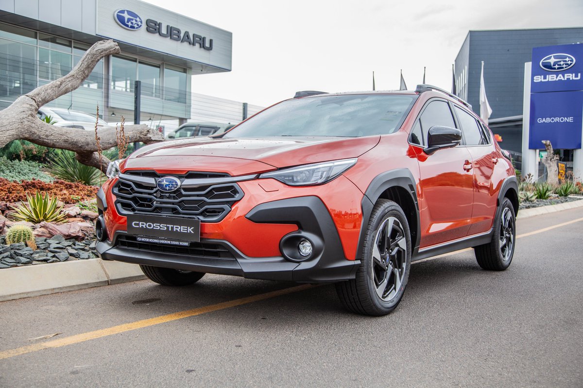 MotorHoldings's tweet image. Check out images of the Subaru Crosstrek that's currently displaying in our showroom. What do you think about the color?
BOOK A TEST DRIVE!
#xmode #boxerengine #eysight #SymmetricalAWD
#subarubotswana #subaru #subarucrosstrek #motorholdingsbotswana