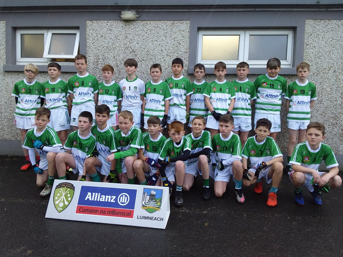 LimerickGAAzine's tweet photo. West Limerick hope that the Sarsfield Cup stays in the West when they meet Limerick City at @LITgaelicground on Tuesday 21st at 7.30 p.m. €5 per family admission charge to help defray expenses @AllianzIreland #AllianzCNMB @MattOCall @Live95fmNews @Limerick_Leader @SportingLK https://t.co/awOKHn5ANQ