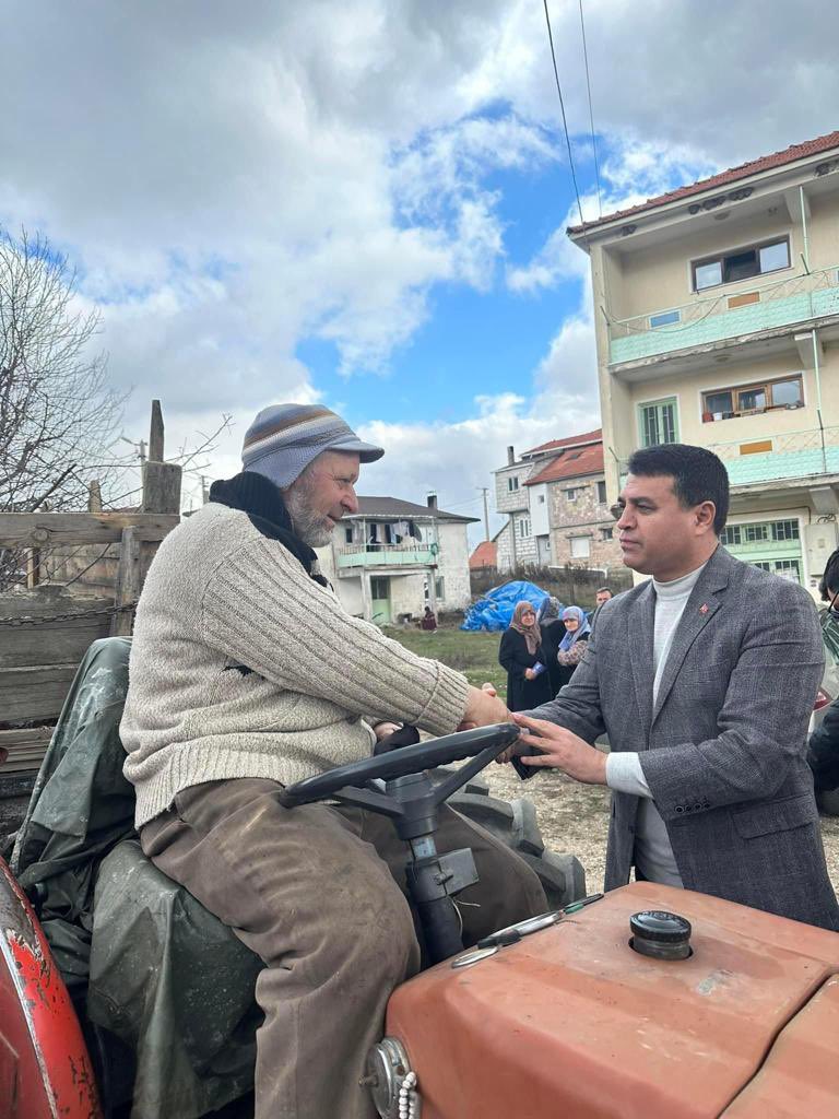 İşleri Allah’a ısmarlama (tevekkül), ancak, alın teri dökmüşlerin hakkıdır, alın terinin hakkıdır, alın teri sabrının meyvesidir.    
                          “Sezai Karakoç”

#HAYIRLICUMALAR