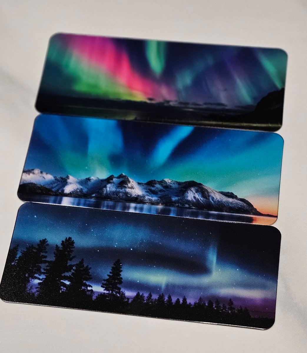 880203's tweet image. 덕후의 목성 💫 아이템 구매가 시작됨ㅋㅋㅋㅋ 책갈피는.. 그냥 보다가 북극 버튼 눌려서ㅋㅋㅋ 
#KYUpiter