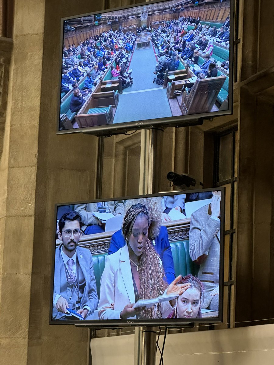 mycthehive's tweet photo. Debating Holiday Hunger… so much passion in this room and we’ve only just begun ✨ @DaanyaMYP @LoisMYP @mypvirginia @bevcraig @ManCityCouncil @macinnes_neil @_SkillsForLife_ @RuthDenton16 @LucyJIG @alimasonne https://t.co/m5tP8v8Eqt