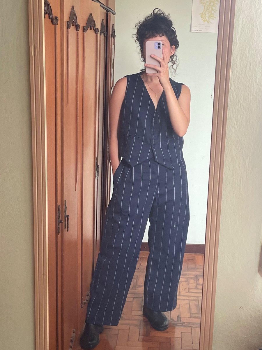 keurissima's tweet photo. bom dia com o look sob medida @tecidodelua que fiz pra mari ir ao Famoso show 🎶 🎤 https://t.co/JnYe2ztpco