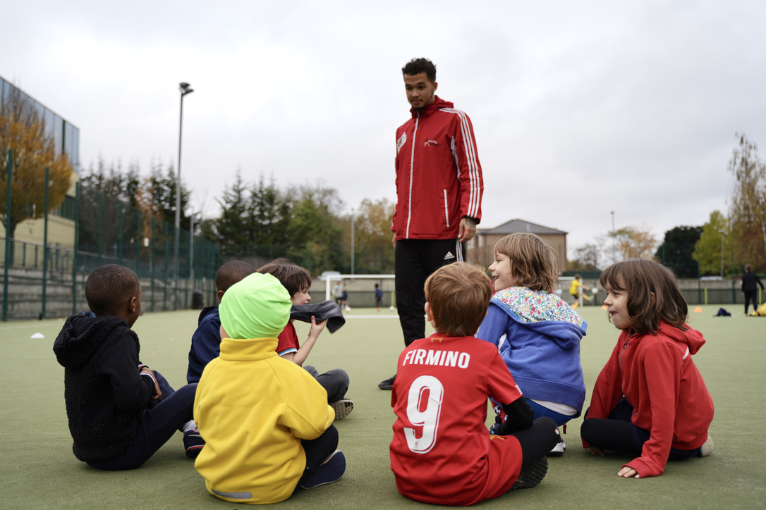 Moving_Matters's tweet photo. 🎈 TGIF! 

The weekend is almost here, and we've got something special for your little ones! 
Sessions for our Mini Movers are half price for the rest of the year! 
Don't miss out! ⚽🌟

Use code: Movers50
Book Here: https://t.co/S0s9L2JHe8 https://t.co/r4huHnQHEp