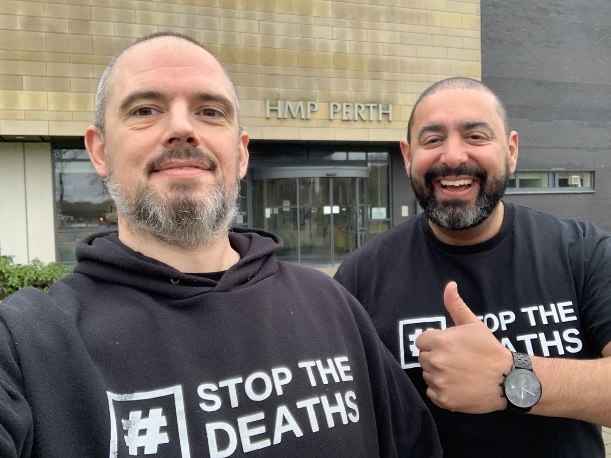 Emir_Taha01's tweet photo. Great #TodayAtSDF first cohort of peers trained at HMP Perth. Such a motivated bunch. Thanks to @HillcrestScot & @scottishprisons
#StopTheDeaths https://t.co/21fJu9gFcd