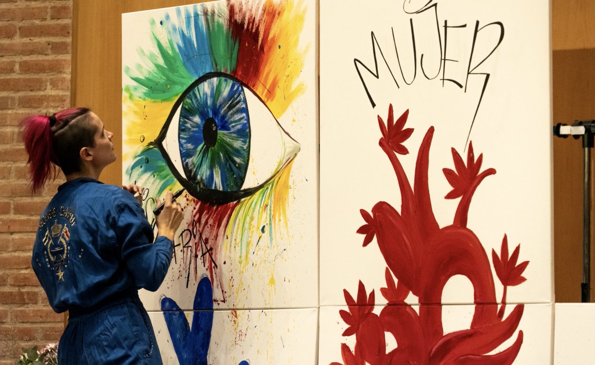 DipuEmplea tweet media