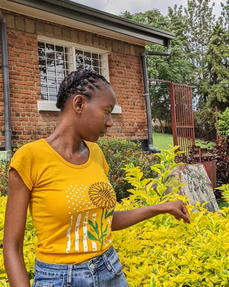 BlessmoreChikw2's tweet photo. This Friday, I am taking a stand against bullying by painting the world yellow.

💛International Stand Up to Bullying Day.

Let's unite against bullying!

#defybullying  #rideoutintimidation 
#yellowday💛 #nobullying #brp https://t.co/GN2McL2CPL