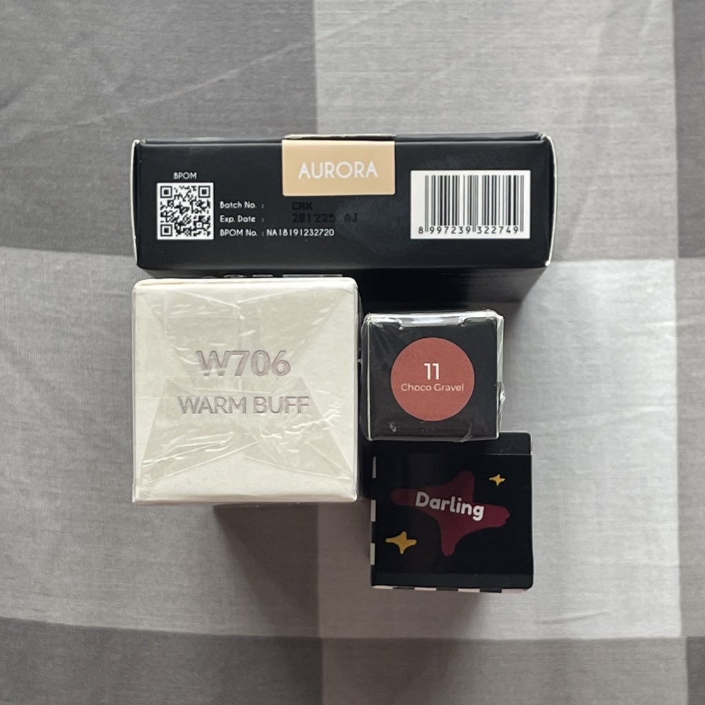 litchycoral's tweet image. GIVEAWAY MAKEUP SET! buat 1 pemenang💖 ada skin tint, powder &amp;amp; ombre lippies~

rulesnya follow aku, rt &amp;amp; like tweet ini, reply domisili

good luck🧚🏻‍♀️

#zonauang #giveaway