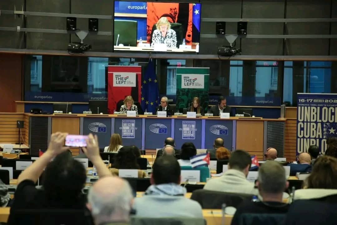 LuisMorlote's tweet photo. Argumentada y contundente condena al bloqueo de #EstadosUnidos vs #Cuba en el Tribunal Internacional que culminó este #17deNoviembre en el @Europarl_EN. Las afectaciones a nuestra #Cultura y a la obra de los escritores y artistas fueron denunciadas. #CubaEsCultura
#UnblockCuba https://t.co/P2ieB68iKi